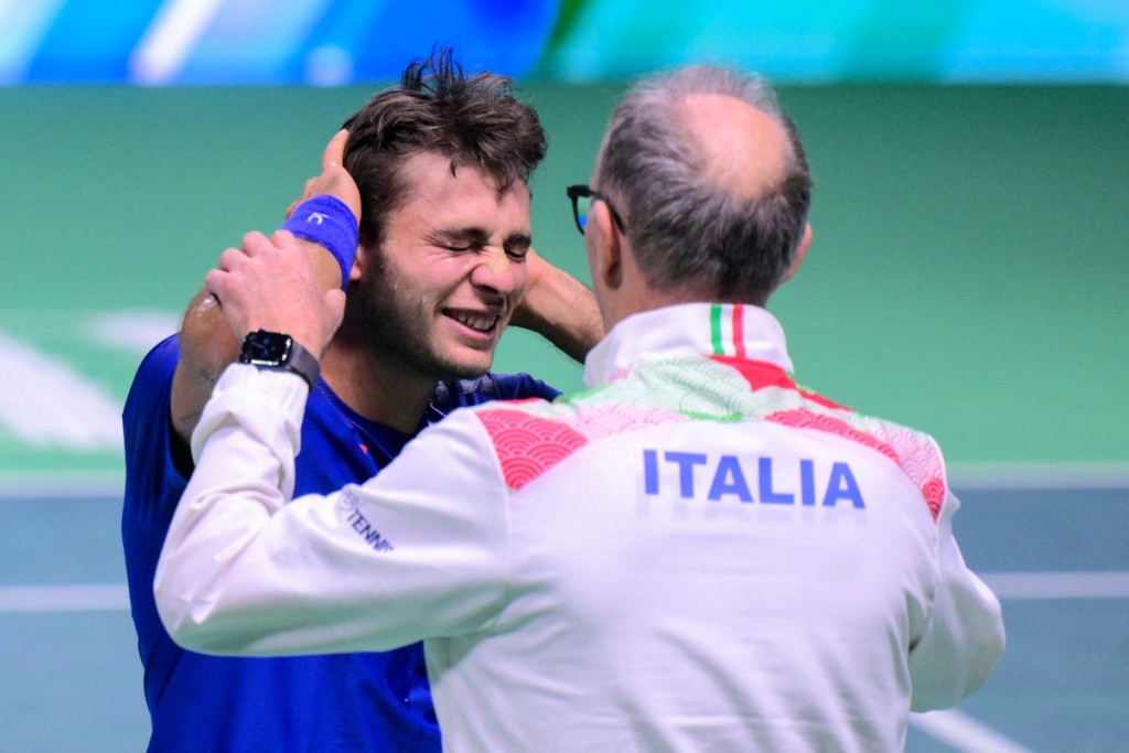 Flavio Cobolli sparked loud celebrations throughout the venue after his victory. He staged a remarkable comeback from a set down. Cobolli defeated Jaume Munar 1-6, 7-6 (7/5), 7-5 in thrilling fashion.
This victory ensured that Italy retained their prestigious Davis Cup title successfully.