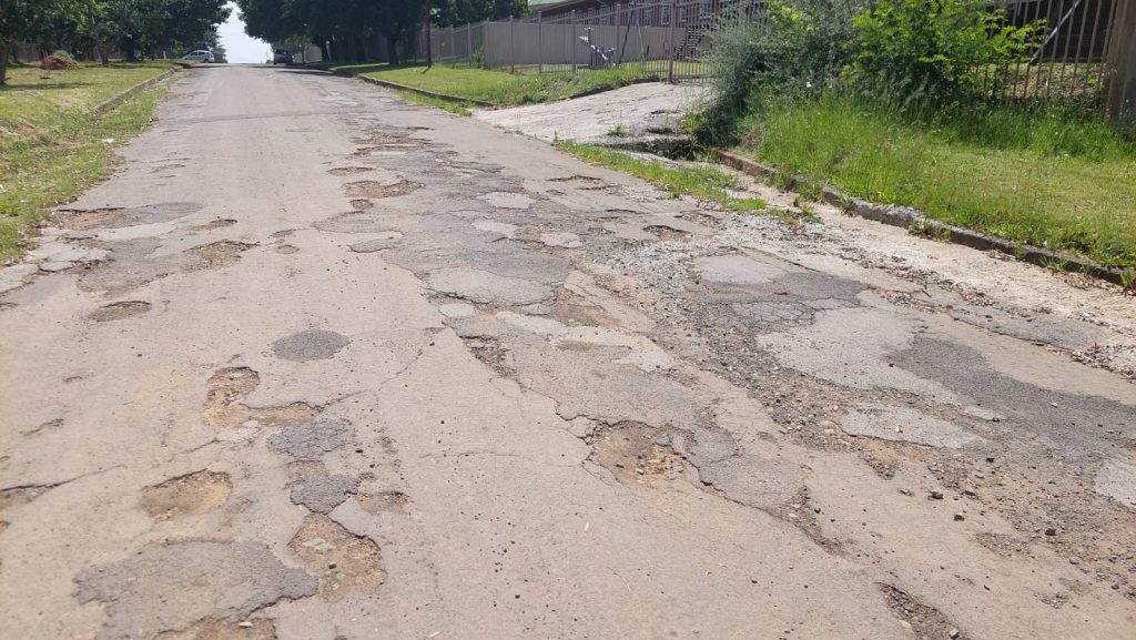 A petition to a petition to restore safety to Mangaung's roads has been launched.