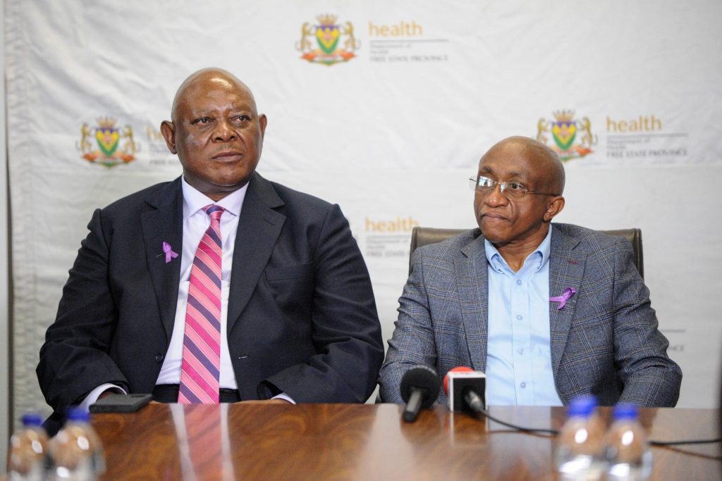 Pictured is Joe Madungandaba (CHM chairman) and MEC Monyatso Mahlatsi (FS Health).