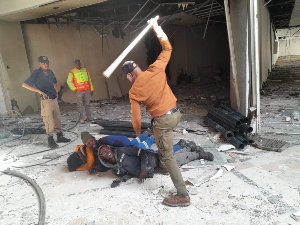 A female security officer has opened an attempted murder case against the head of Matjhabeng's controversial "rogue unit"

This follows a shooting incident that has raised fresh questions about the municipality's disputed investigative unit.

It is alleged that the former Welkom Tactical Response Team member who was appointed to a position not reflected in the Matjhabeng Local Municipality's approved organisational structure, discharged a firearm whilst pointing it at the female security officer on 13 November 2025.