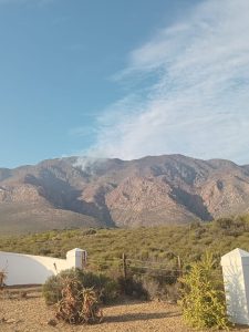 Firefighting efforts continue in Kogmanskloof
