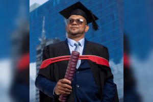 Dominee wat ‘vals beskuldig’ was verwerf regsgraad om ander te help