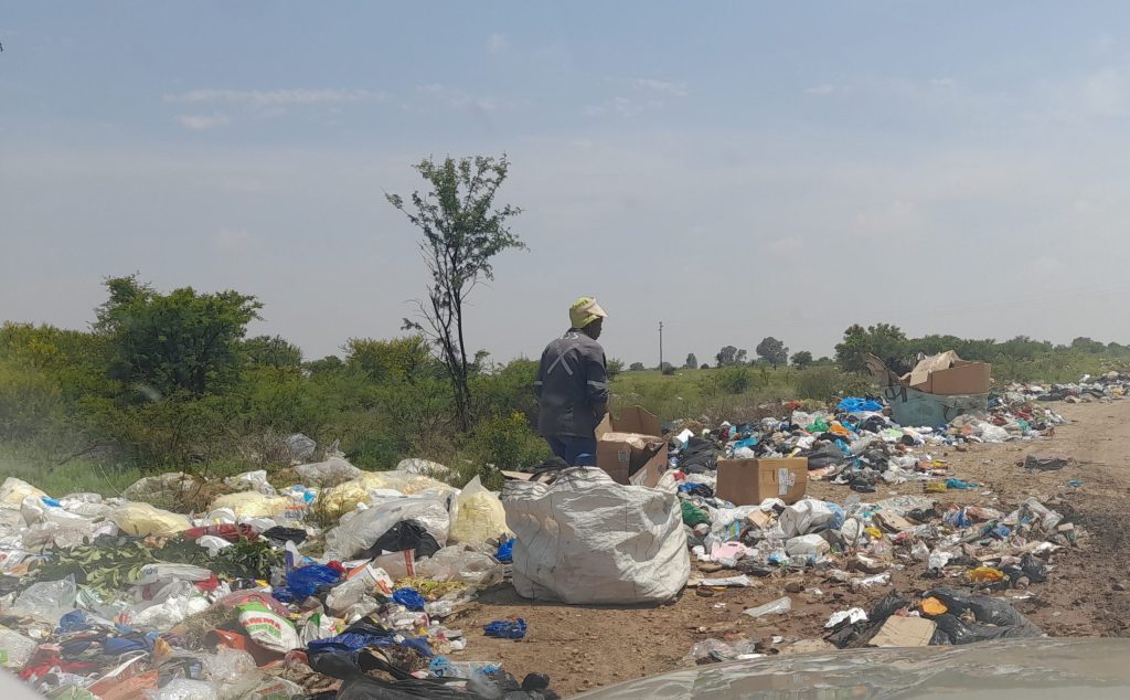 Dangerous environmental conditions at dump sites in Odendaalsrus and Allanridge, as well as at an illegal waste processing plant in Odendaalsrus, have become a source of significant concern and genuine distress for local communities.

Residents express concern that neither the local nor district municipalities are taking adequate action to implement proper environmental regulations to ensure the safety of both the environment and the people living within it.