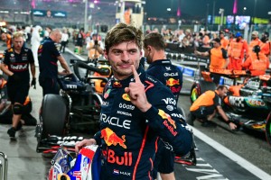 Verstappen secures crucial pole position in Abu Dhabi title showdown