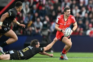 Sharks seek redemption against Saracens