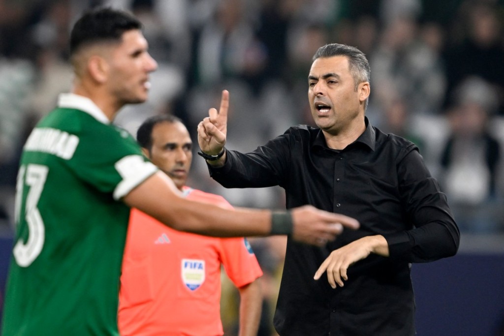 Ehab abu Jazar reacts to Syria's Abdulrazzak al-Mohammad 