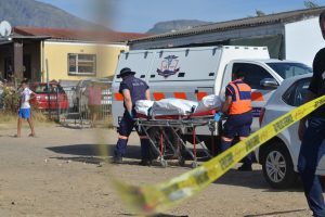 Opod begin ondersoek ná polisie ‘voortvlugtige’ skiet wat glo beampte met graaf aanval