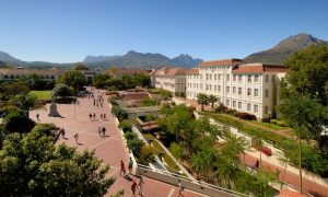 Maties trek ‘aanstootlike’ advertensie terug