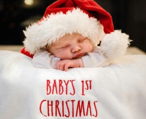 Simplify baby’s first holiday trip with tried and tested tips