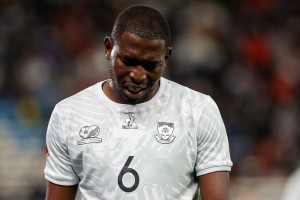 Broos defends Bafana Bafana performance after Cameroon defeat