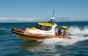 Police divers search for three men following festive drownings