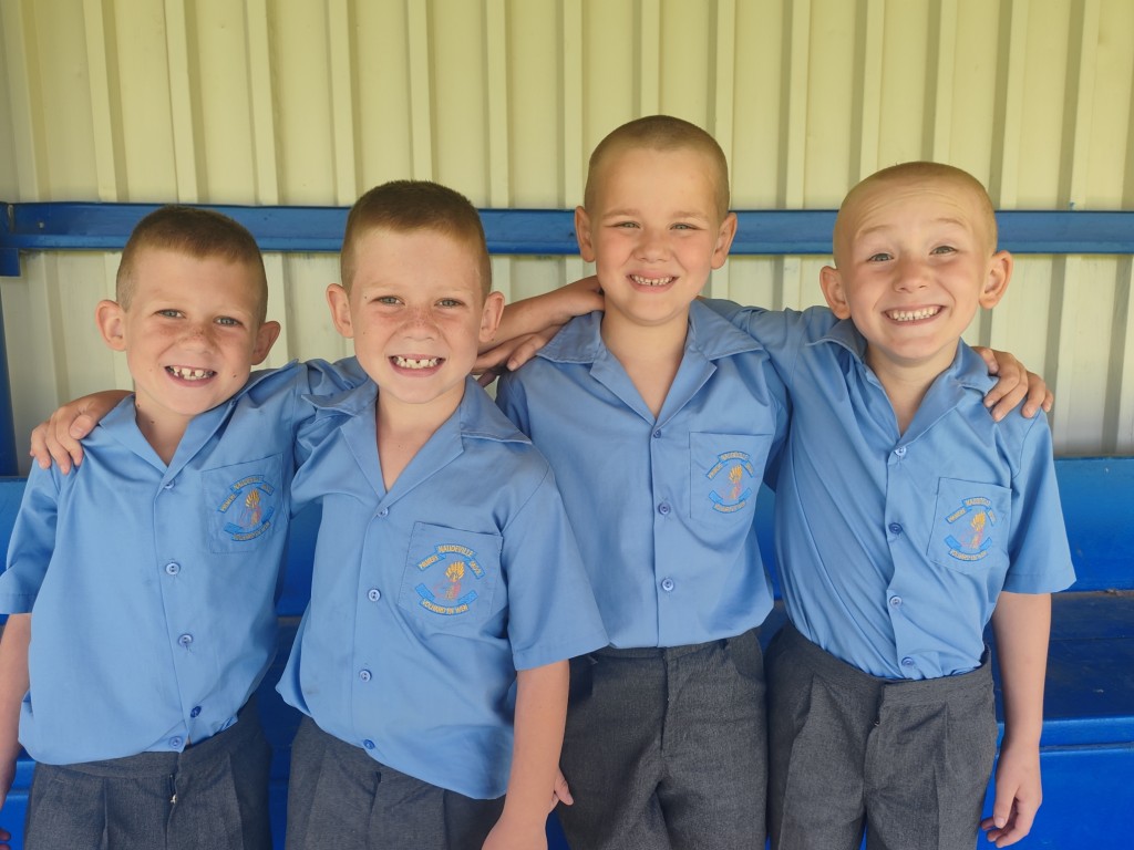 Naudies in Welkom spog met twee stelle tweeling