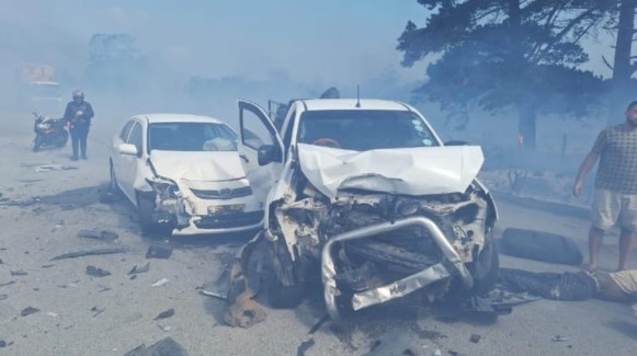 At least five vehicles were involved in a crash on the N2 close to the Windfarm Service Station between Gqeberha and Jeffreys Bay.