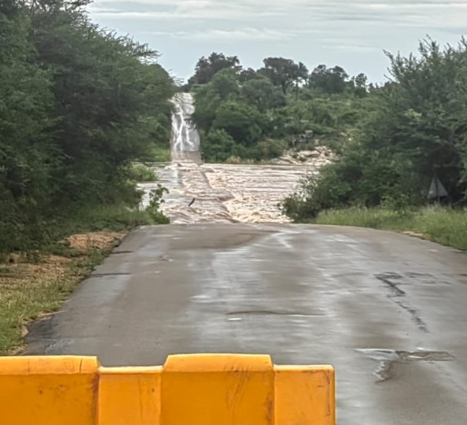 WATCH | Visitors to Kruger Park face isolation as severe flooding threatens access routes
