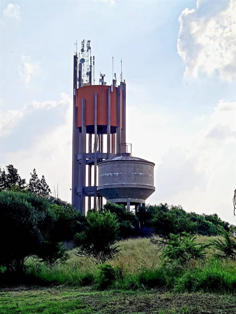 The Riebeeckstad reservoirs can only pump water if the high-level reservoirs are filled at 20% of their capacity. Photo: Marti Will