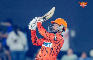 Bairstow and De Kock show dismantle Pretoria Capitals