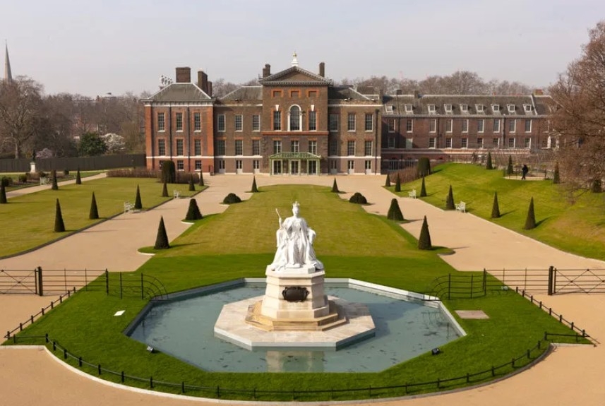 A brazen double security breach at Kensington Palace in the days leading up to Christmas has once again thrust royal protection into the spotlight, as a 39-year-old man successfully gained access to the prestigious royal residence on two separate occasions within 48 hours.
