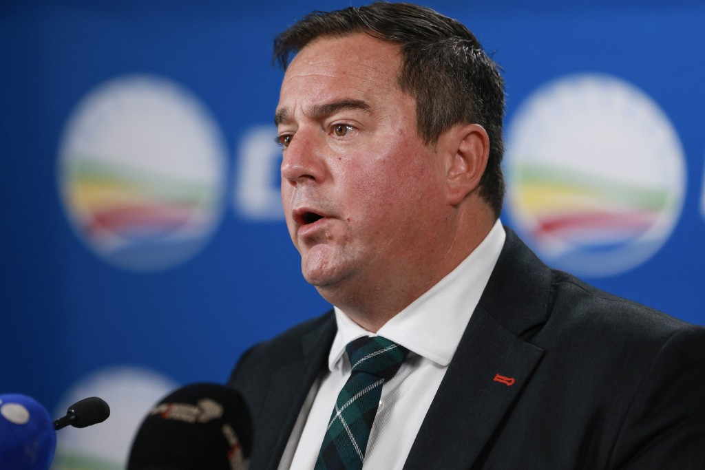 Communications Minister Solly Malatsi (40) has thrown his support behind Cape Town Mayor Geordin Hill-Lewis (39) to become the next leader of the Democratic Alliance, describing him as "the right person" to lead the party during its current transition.