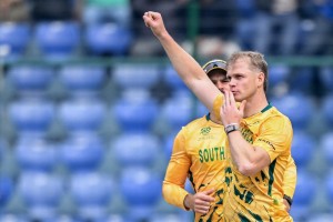 Perfect Proteas march on but dropped catches raise red flags