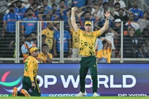India’s unbeaten run shattered as South Africa dominate 