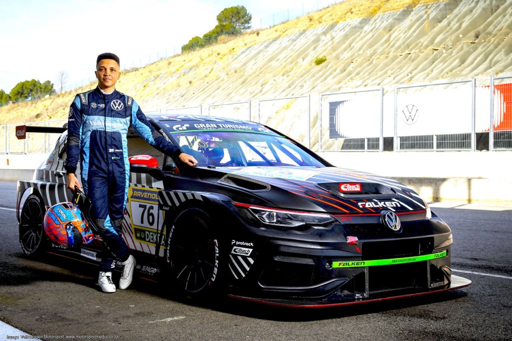 Jonathan Mogotsi with his 'Ring' Golf. Photo: Volkswagen Motorsport