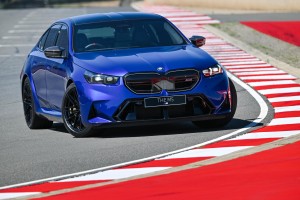 BMW recalls 337 000 cars globally due to dashboard fire risk