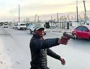 Broodtrok-moordenaar skuldig aan vier aanklagte van moord