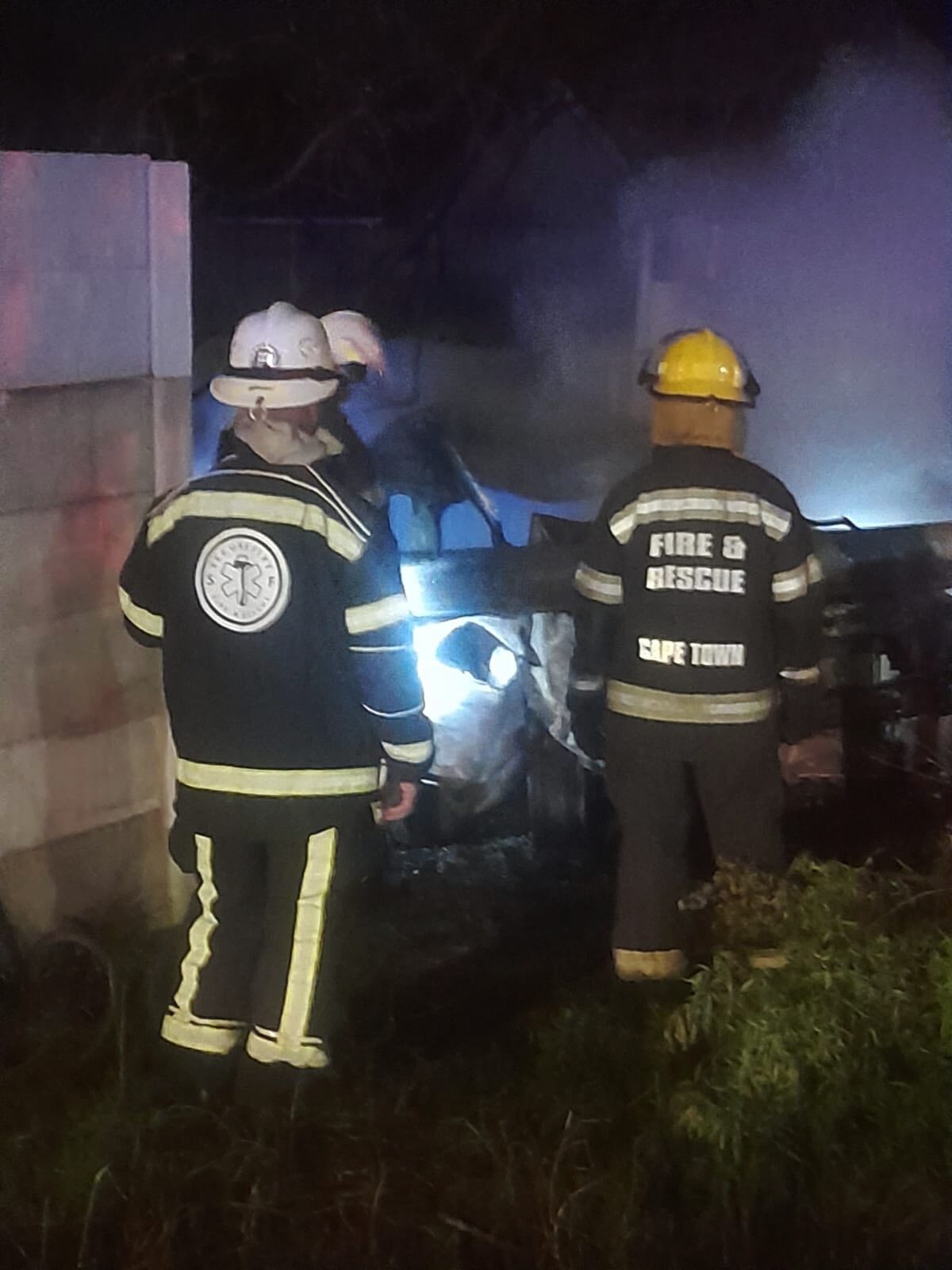The wreckage of a Nissan bakkie that caught fire after crashing on the N1 Highway near Bellville on Thursday morning.