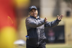 Ellis questions chaos: “Would this happen in men’s game?”