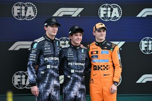 Antonelli claims pole position for Japanese Grand Prix in Mercedes 1-2