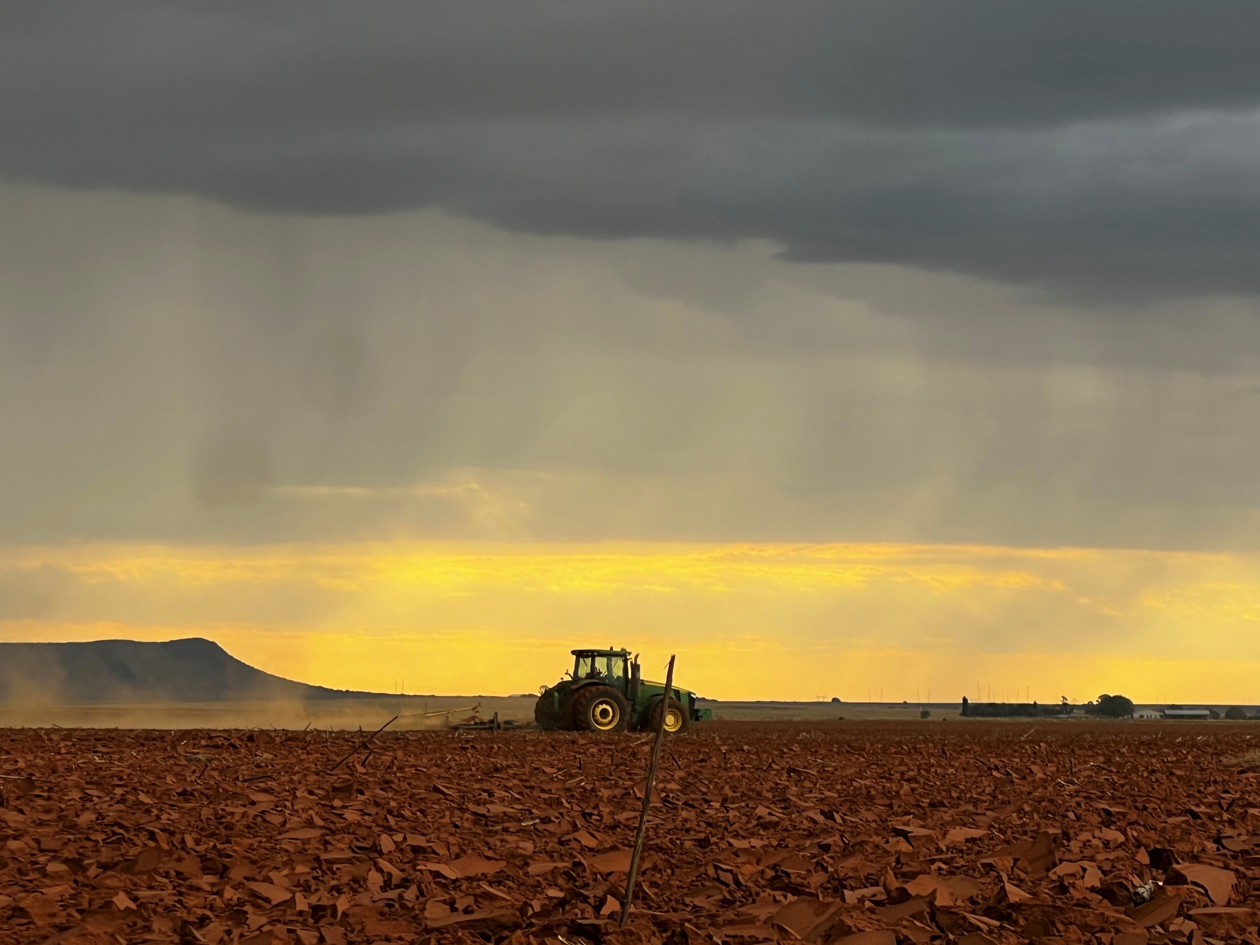 Vrystaat Landbou (VL) waarsku dat toenemende spanning in internasionale brandstofmarkte tot moontlike dieselprys-manipulasie kan lei, wat ’n ernstige bedreiging vir Suid-Afrikaanse boere inhou.