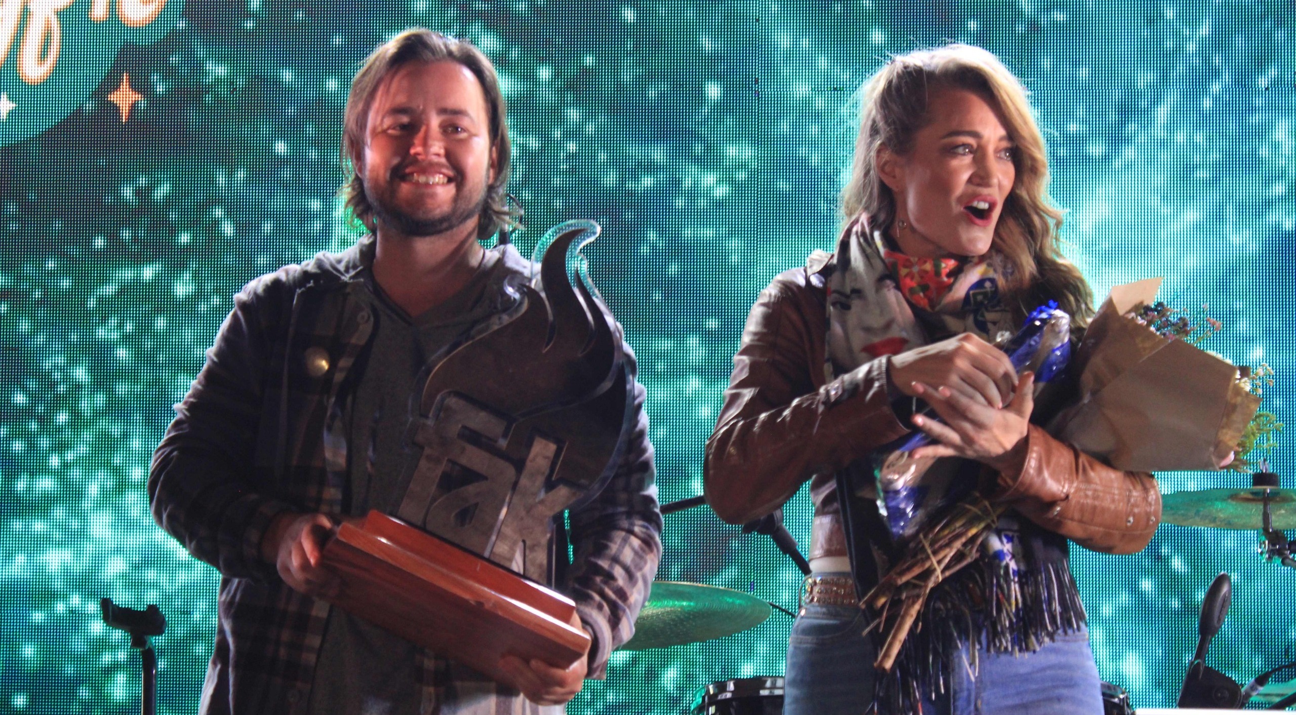 2025 se Skryf’it-wenner was Logan Pietersen, en Nádine het as ghoeroe hom gehelp om sy wenlied, “Afrikaans my Taal”, te slyp.