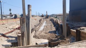 Sewage repairs underway after Makhaza pipe burst displaces dozens