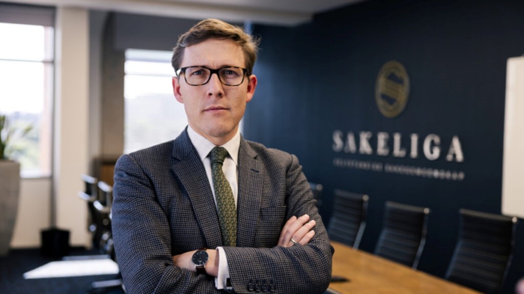 Sakeliga CEO, Piet le Roux