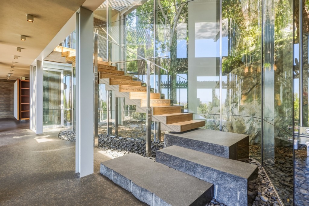 Natural materials used in Forest House's construction bring nature into the home.