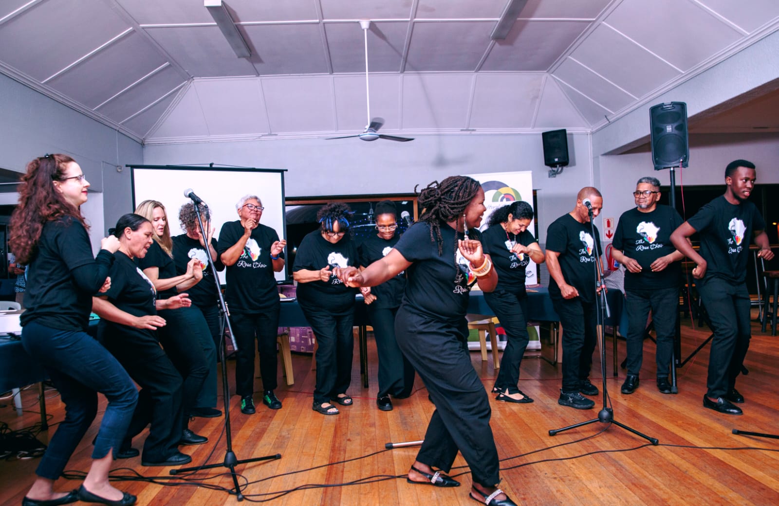 Choir inspires with real-world example of how music can unite