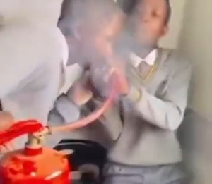 Dangerous ‘chuffing’ trend spreads among Gauteng school learners