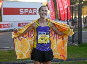 Kavanagh claims maiden SPAR Grand Prix victory in Cape Town