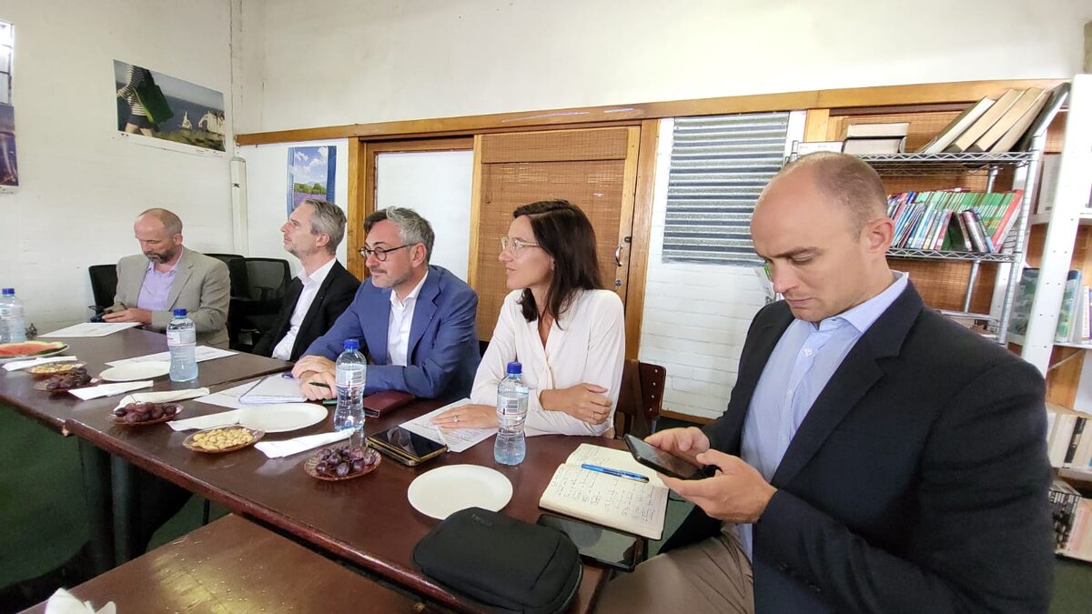 Alliance Francaise du Cap Director Gaël Corrignan, His Excellency Ambassador David Martinon, Mr. Jean Spiri of the Institut Français d’Afrique du Sud, Consul-General Madame Ms Sophie Bel, and Corentin Ducroquet, Cultural and Audiovisual Officer.