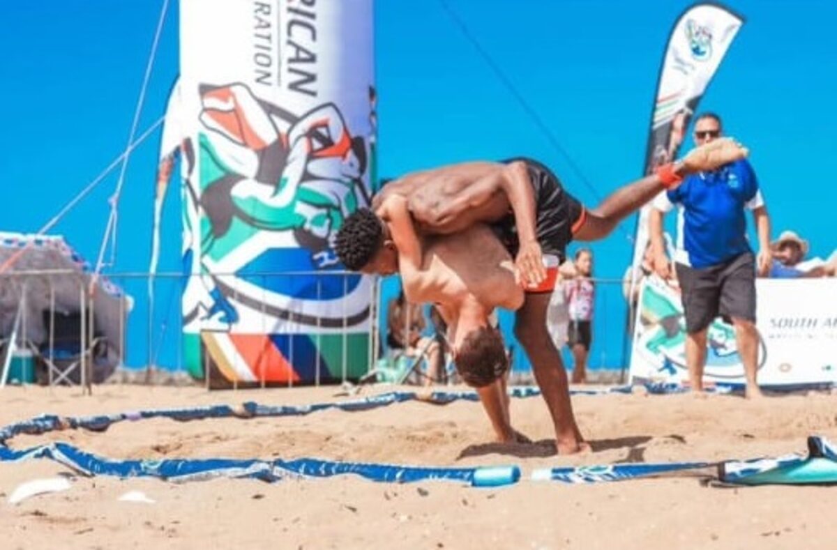The South African Beach Wrestling Championships, with Je'Vista joining as event title sponsor, will take place at Supertubes in Jeffreys Bay on 28 March from 08:00, marking the first time the event will be hosted in the town.