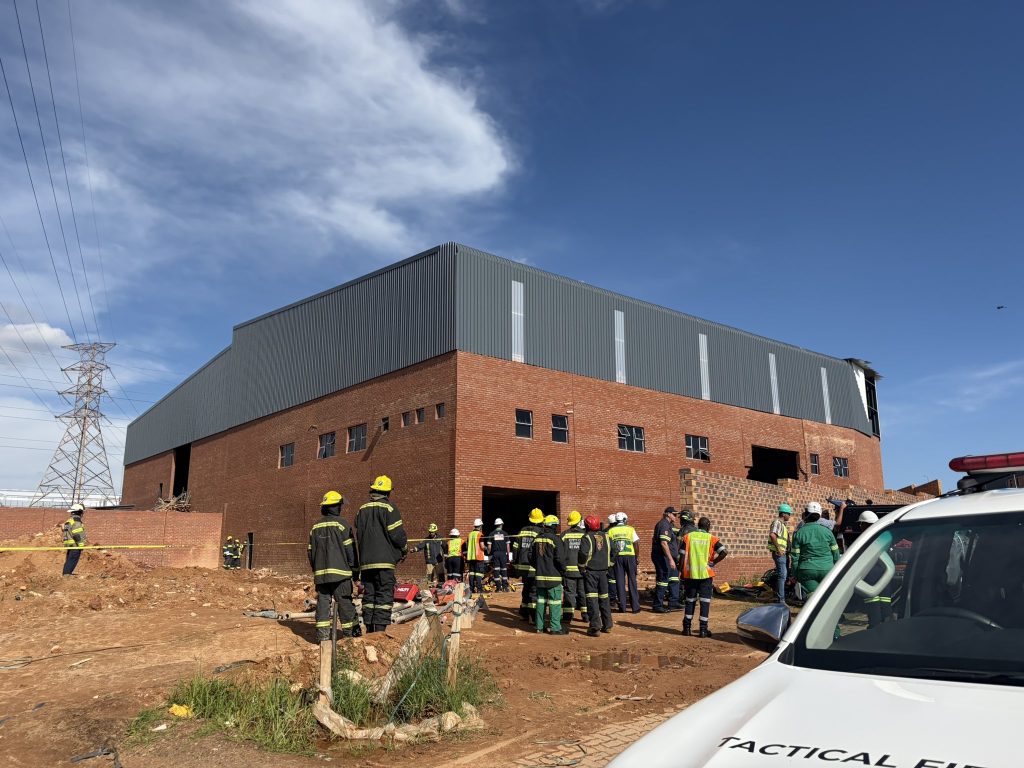  The death toll from the building collapse at the Amethyst Business Park in Ormonde has risen to eight, with one person still missing after two more bodies were recovered on Tuesday morning.