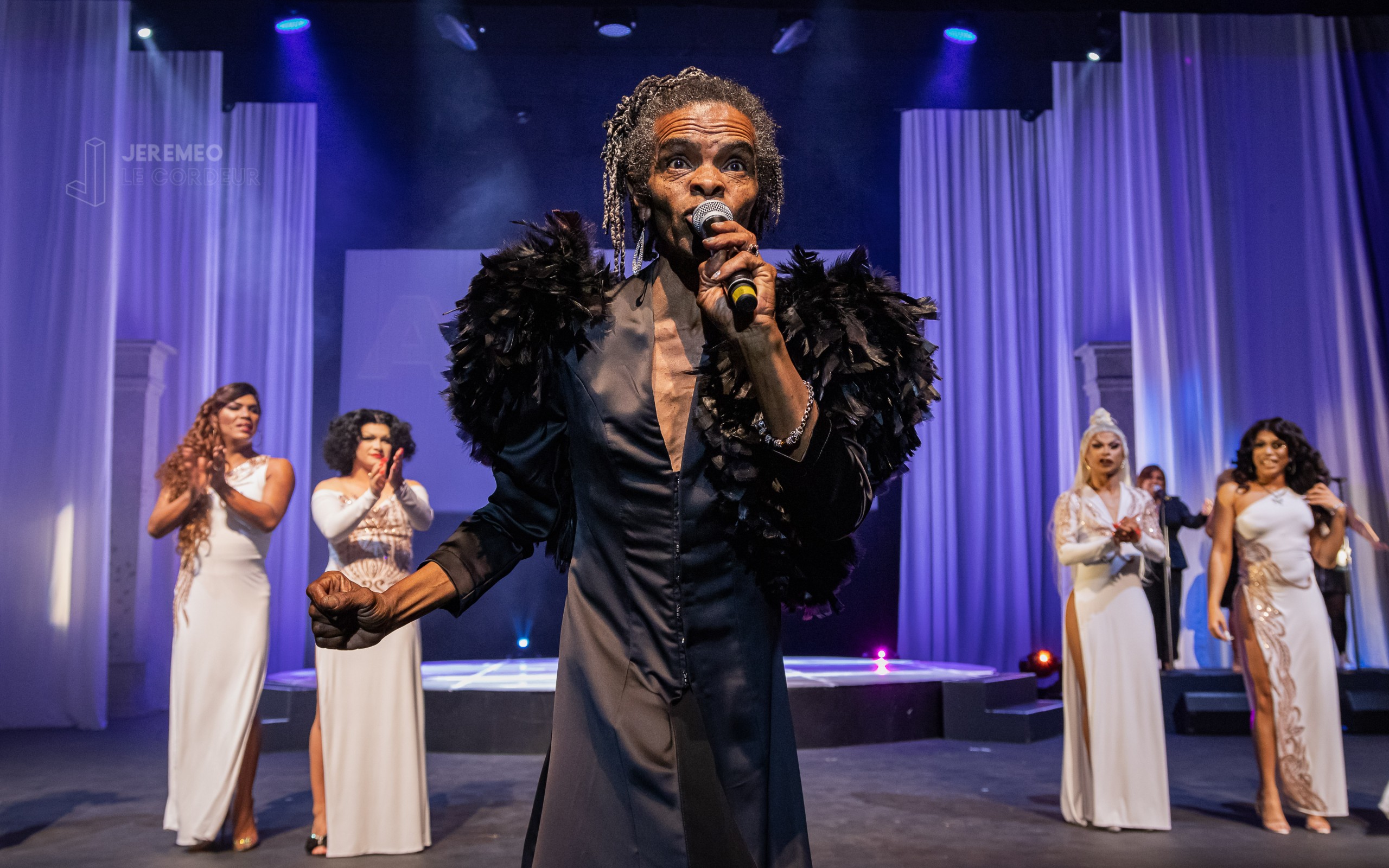 Huldeblyke stroom vandag in ná die dood van Kaapstad se geliefde Soli Philander.