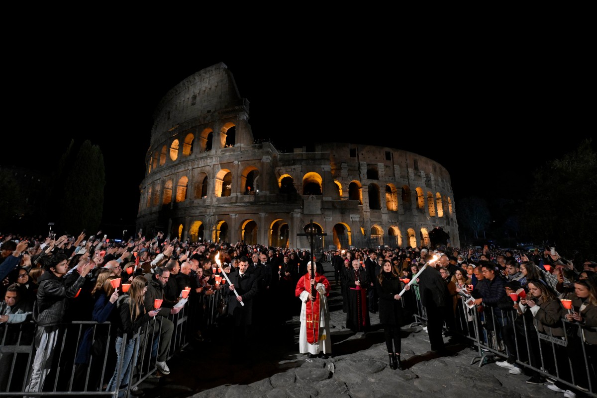 Pope Leo XIV led a torch-lit procession at the Colosseum in Rome on Friday as he prepares for his first Easter as pontiff in the shadow of war in the Middle East. Among the 30,000 people attending the poignant ceremony, known as the Way of the Cross, was Sarah, a Palestinian Catholic. "We need peace in the Holy Land," she told AFP. "People like you and me listen, but the governments don't. They still do whatever they want. They don't listen. They promise and they don't deliver," the 61-year-old said. Geryes Bejjani, a 33-year-old Lebanese man, said he had come with friends to "carry a message of peace and coexistence," despite the difficulty of travelling from his homeland which has been dragged into the war. "The pope is the only purely selfless political leader... There's no hidden agenda, there's no ambiguity in his message. And that's his strength," he said. Leo, the first US-born pope, has repeatedly and ever more insistently called for peace in the Middle East and this week directly urged US President Donald Trump to find an "off-ramp". "Hopefully he's looking for a way to decrease the amount of violence, of bombing," he said. The United States and Israel sparked the war on February 28 by bombing Iran, which retaliated with strikes against Gulf states and an effective chokehold on the vital Strait of Hormuz. "If only Trump would listen to anyone!" said Ines Duplessis, 29, who came from Paris to the Colosseum ceremony, where attendees held candles in a silence broken only by liturgical chants and recited prayers. "For me, it's very symbolic, but nothing more," she said of the pope's appeals. "Sadly, everything is so driven by political and economic interests" that "it's a bit of a lost cause", she said. On Sunday, Leo will preside over Easter Mass in St. Peter's Square before delivering a typically political blessing which is especially anticipated this year. – 'A form of humility' – It is the first time since 2022 that the pope has personally taken part in the Way of the Cross, which has been organised at the Colosseum since 1964. In recent years, his predecessor Francis, who died on Easter Monday last year aged 88, had to give up attending for health reasons. Wearing his red mozzetta and stole, Leo appeared deep in prayer during the ceremony, listening with eyes closed. The 70-year-old pope himself carried a large wooden cross through all 14 stations retracing Jesus Christ's path to the tomb, marking a return to a tradition observed by John Paul II and Benedict XVI. Augustin Ancel, from Paris, said the pope carrying the cross was "a powerful message". "It's also a form of humility, because we naturally tend to see the pope as distant, as someone in a very important role," he said.