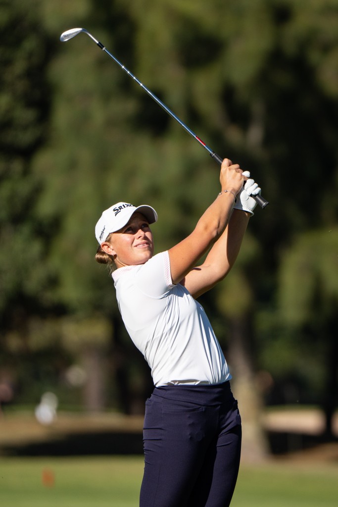 Caitlyn Macnab golf