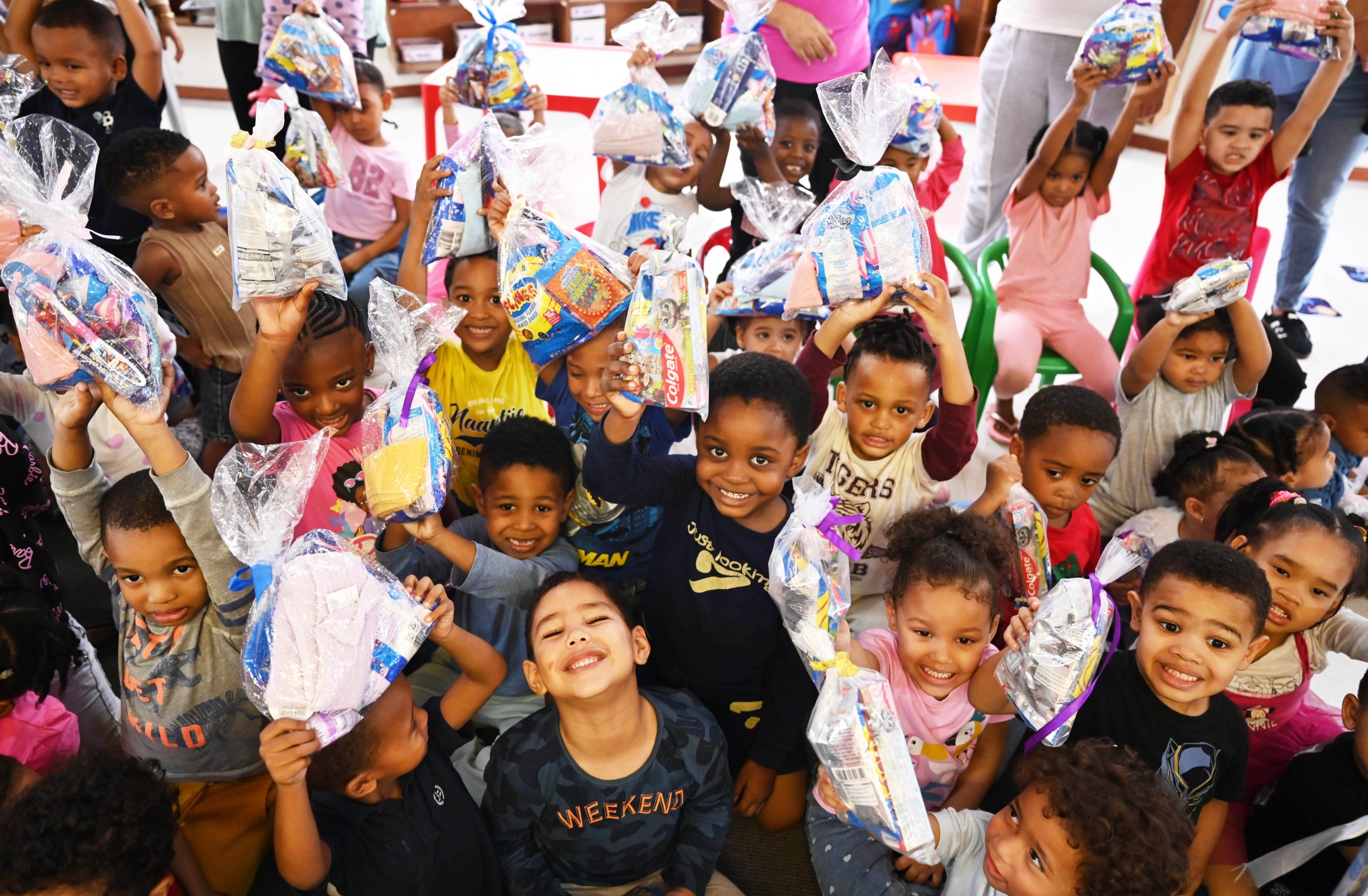 Shoprite and Cape Town firefighters bring Easter cheer to children