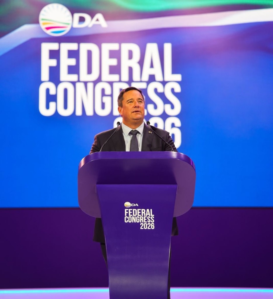 John Steenhuisen se spreukbeurt tydens die DA se federale kongres in Midrand. Foto: John Steenhuisen/ X