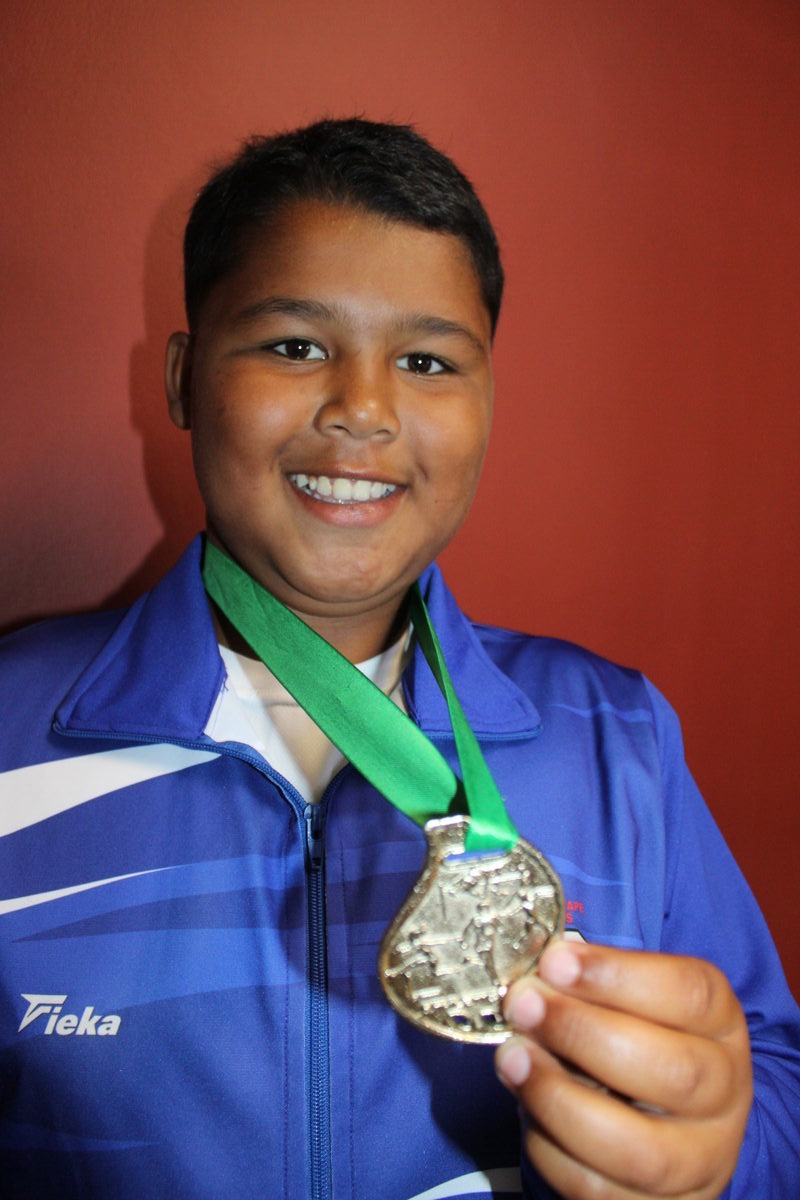 Thor Pillay with his gold medal won at nationals. Photo: Yaseen Gaffar