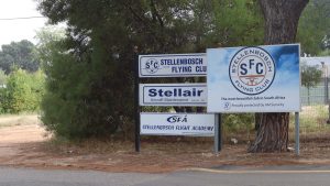 Twaalf in huurgeskil weens Stellenbosch-munisipaliteit se beleid
