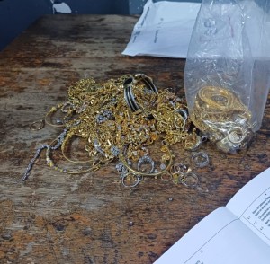 Police bust five armed suspects regarding brazen Durban jewellery store robbery