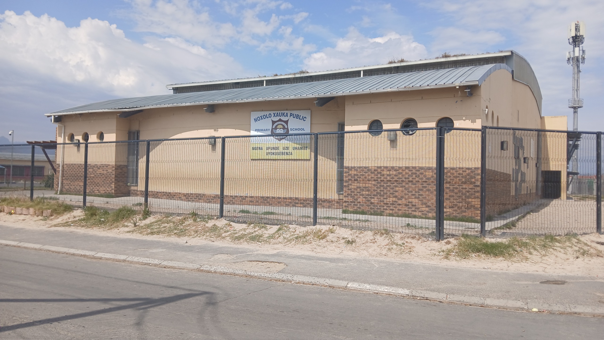 Teachers’ union calls for tighter school security amid rising crime